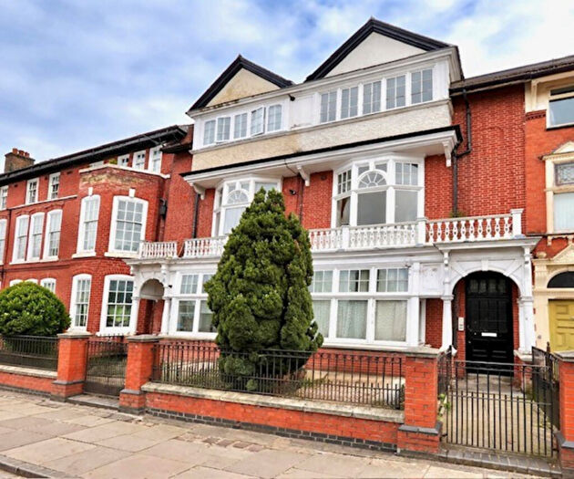 Apartment To Rent In Fosse Road South, Leicester, LE3