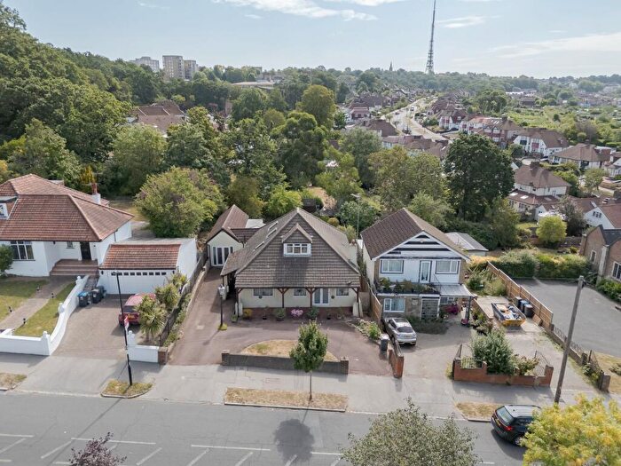 5 Bedroom Detached Bungalow For Sale In Downsview Road, London, SE19