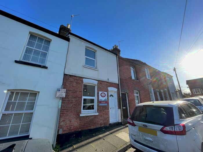 2 Bedroom Property To Rent In Fowlers Road, Salisbury SP1