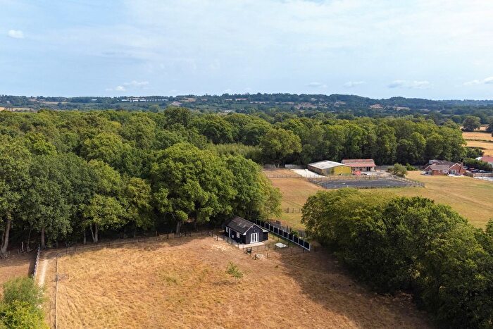 1 Bedroom Detached Bungalow For Sale In Jubilee Corner, Ulcombe, Maidstone, ME17
