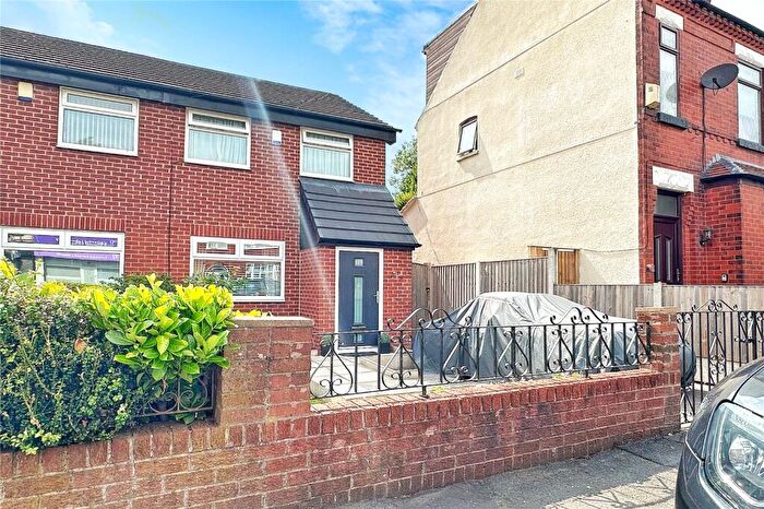 3 Bedroom Semi-Detached House For Sale In Worsley Avenue, Moston, Manchester, M40
