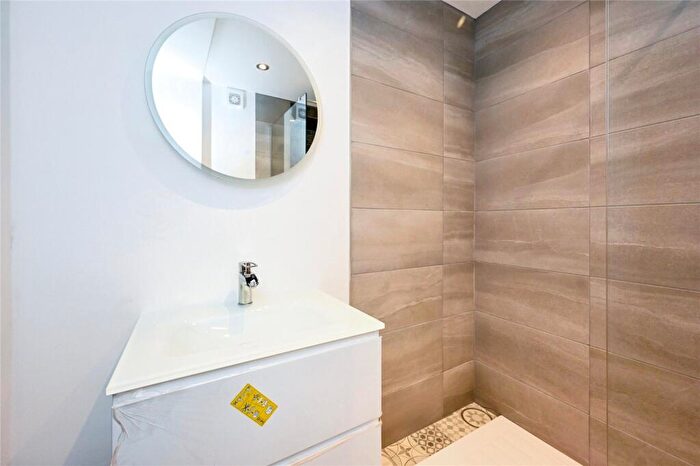 3 Bedroom Terraced House For Sale In Harrington Street, Mansfield, Nottinghamshire, NG18