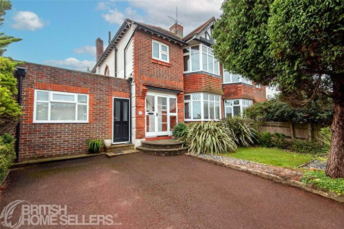 5 Bedroom Semi Detached House For Sale In Goldstone Crescent, Hove, East Sussex, BN3