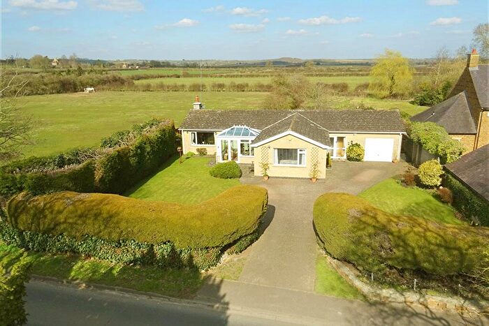 3 Bedroom Detached Bungalow For Sale In Uppingham Road, Caldecott, LE16