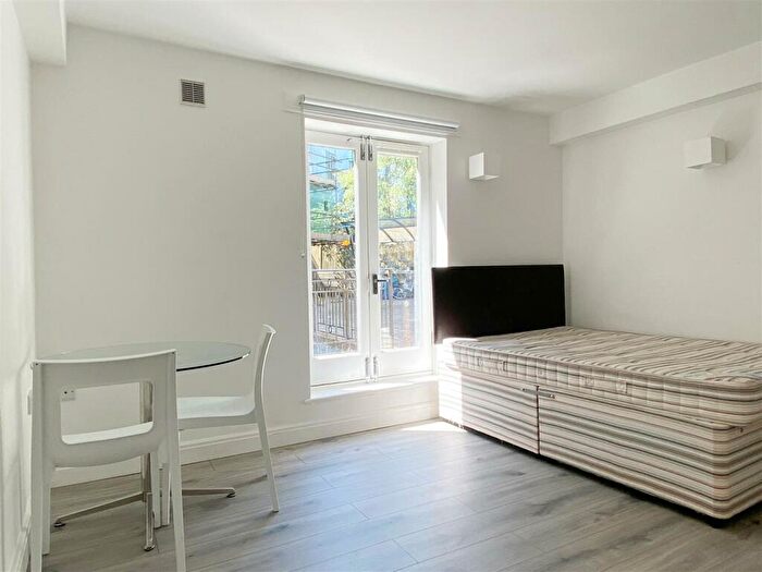 Studio To Rent In Howard Place - Modern Studio, BN1