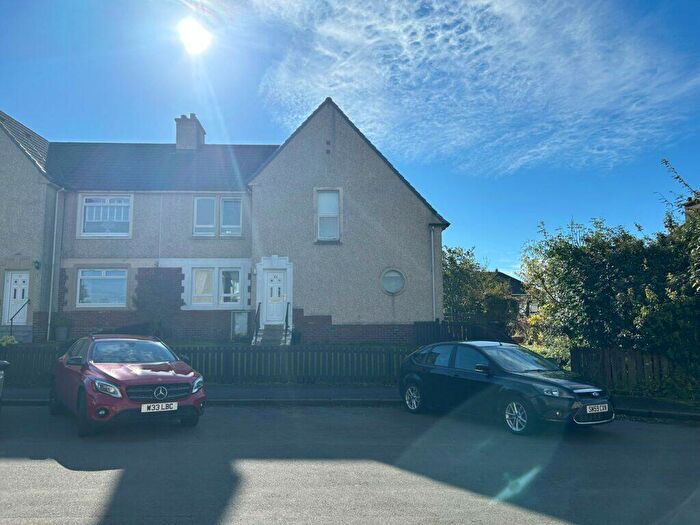 2 Bedroom Flat To Rent In Hillview, Greengairs, Airdrie, ML6