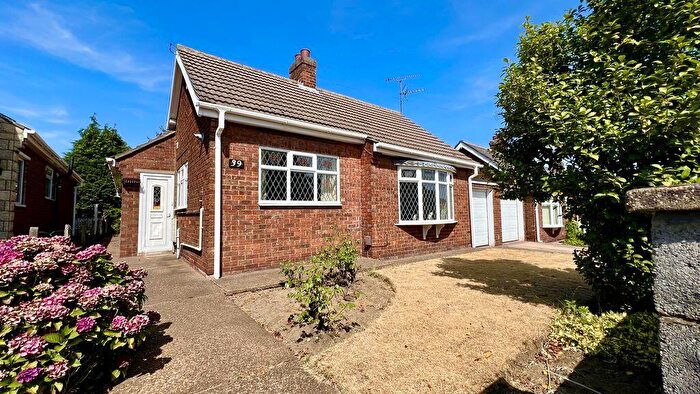 4 Bedroom Detached Bungalow For Sale In Middleton Road, Scunthorpe, DN16