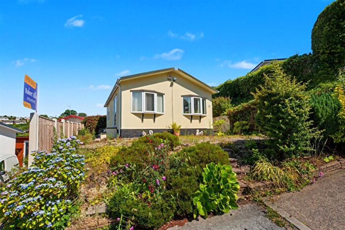 2 Bedroom House For Sale In Barnsley Close, Killarney Park, Nottingham, NG6