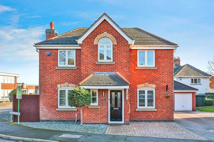 4 Bedroom Detached House For Sale In Somerleyton Drive, Ilkeston, Derbyshire, DE7