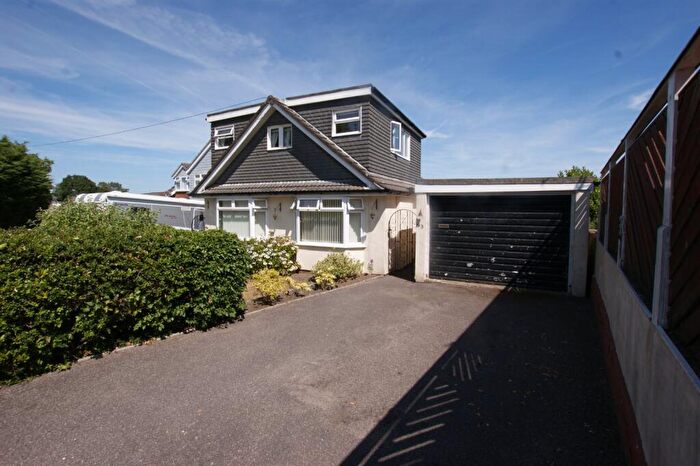 4 Bedroom Bungalow For Sale In Wareham Road, Corfe Mullen, Wimborne, Dorset, BH21