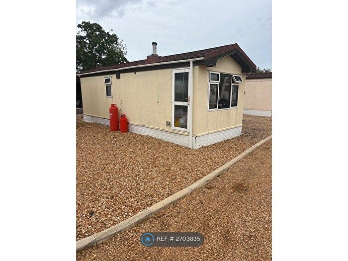 1 Bedroom Park Home To Rent In Jekils Bank, Spalding, PE12