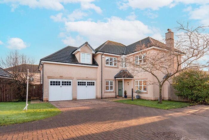 4 Bedroom Detached House For Sale In Castle Road, Bathgate, West Lothian, EH48
