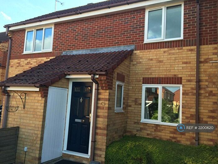 2 Bedroom Maisonette To Rent In Anding Close, Olney, MK46