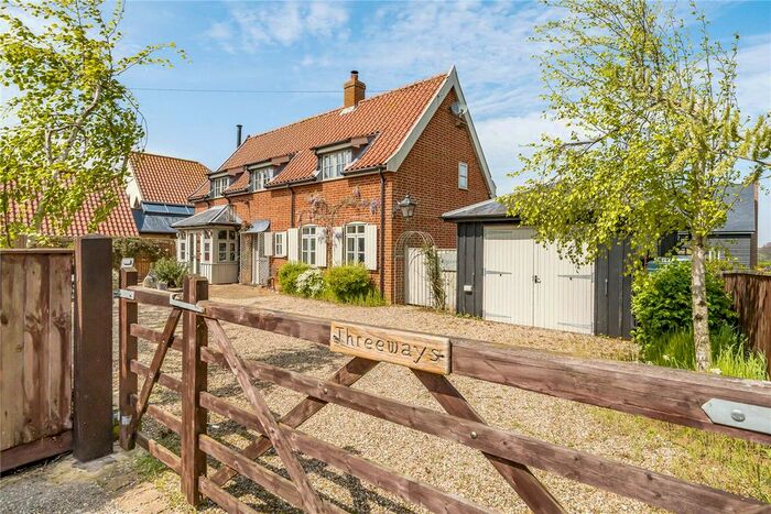 3 Bedroom Detached House For Sale In Rectory Road, Orford, Woodbridge, Suffolk, IP12