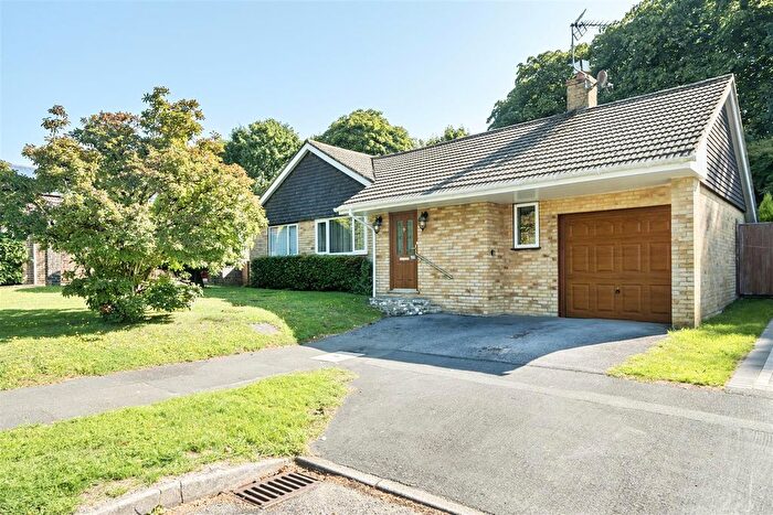 3 Bedroom Detached Bungalow To Rent In Horseshoe Bend, Grayshott, Surrey, GU26