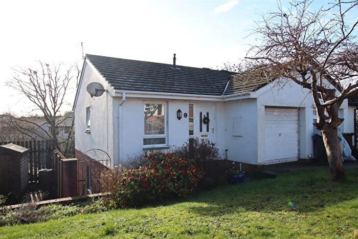 3 Bedroom Semi Detached House For Sale In Queensland Drive, Pennsylvania, Exeter, EX4