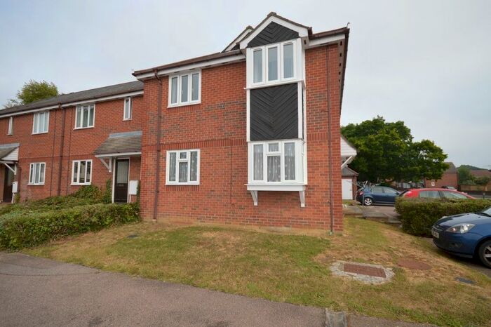 1 Bedroom Flat To Rent In Chinook, Highwoods, Colchester, CO4