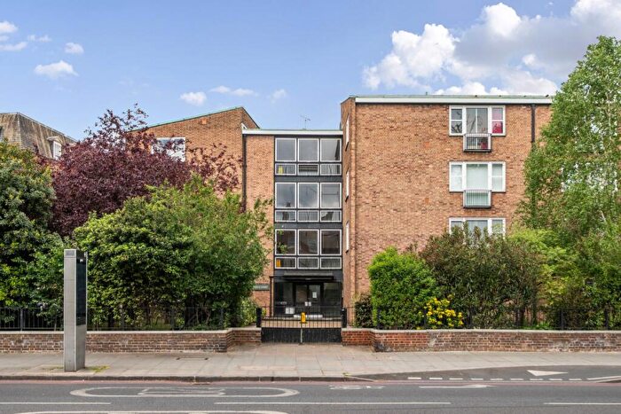 1 Bedroom Flat For Sale In Kennington Park Road, Kennington, London, SE11