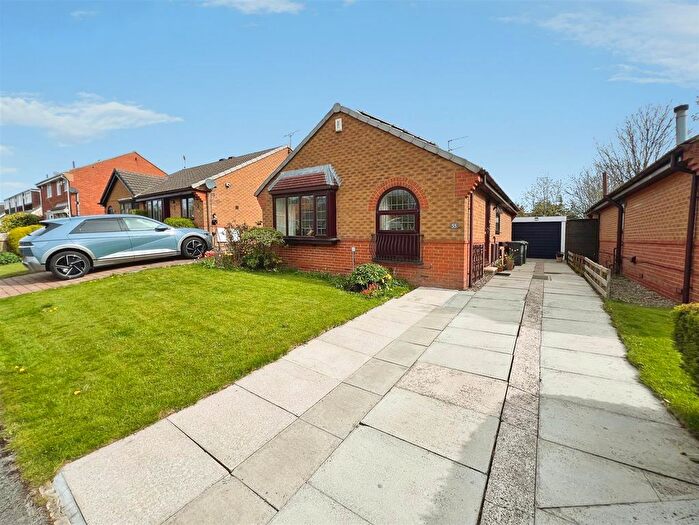 2 Bedroom Detached Bungalow For Sale In Hazelcroft, Bradford, BD2