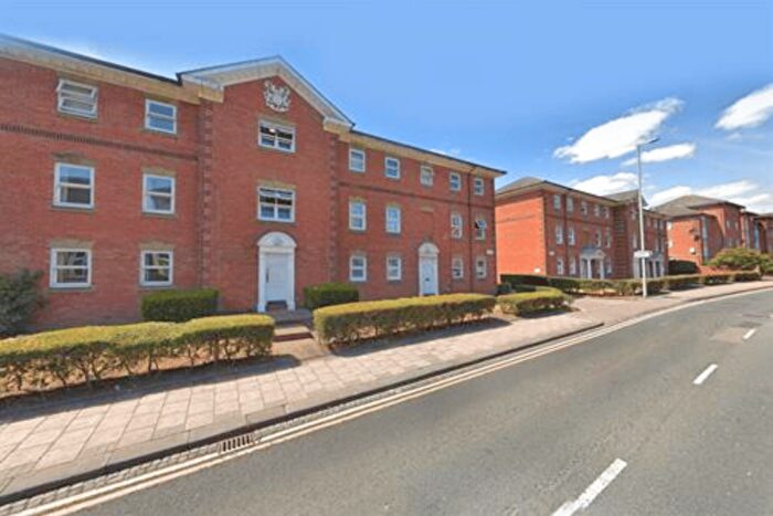 2 Bedroom Flat For Sale In Braemar Court, Ashburnham Road, Bedford, MK40