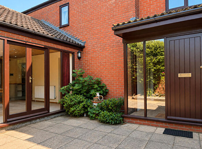 5 Bedroom Detached House For Sale In Church Close, Chedgrave, Norwich, NR14