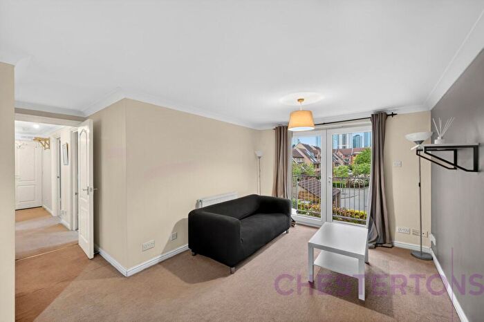 2 Bedroom Flat To Rent In Cadnam Lodge, Schooner Close, E14