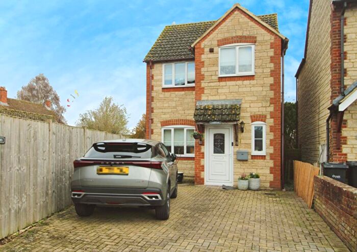 3 Bedroom Detached House For Sale In Horse Fair Lane, Cricklade, SN6