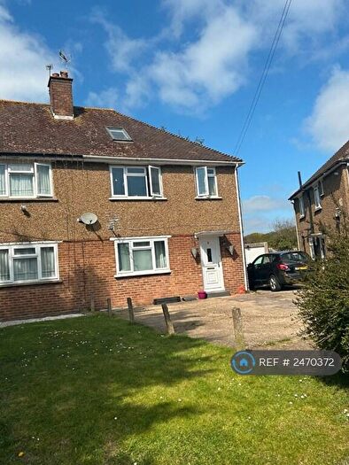 2 Bedroom Maisonette To Rent In Westbrook Close, Barnet, EN4