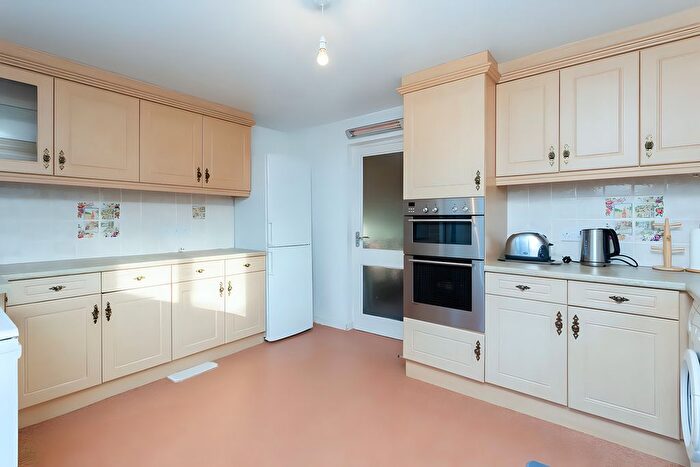 2 Bedroom Semi-detached House For Sale In Martinfield, Fulwood, PR2