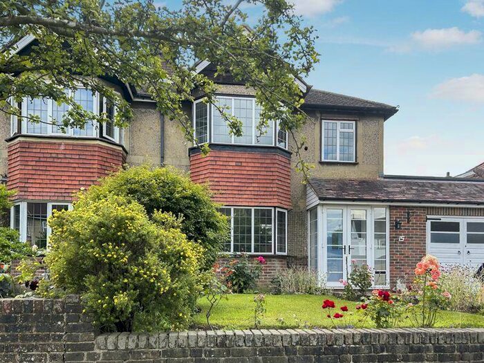 3 Bedroom Semi-Detached House To Rent In Caterham On The Hill - &#;, CR3