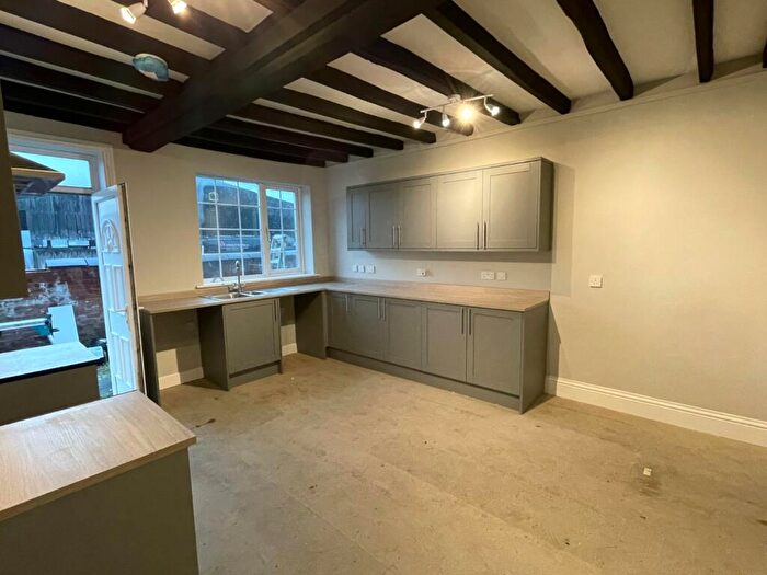 4 Bedroom Semi-Detached House To Rent In Home Farm House, Home Farm, Rangemore, Burton On Trent, DE13