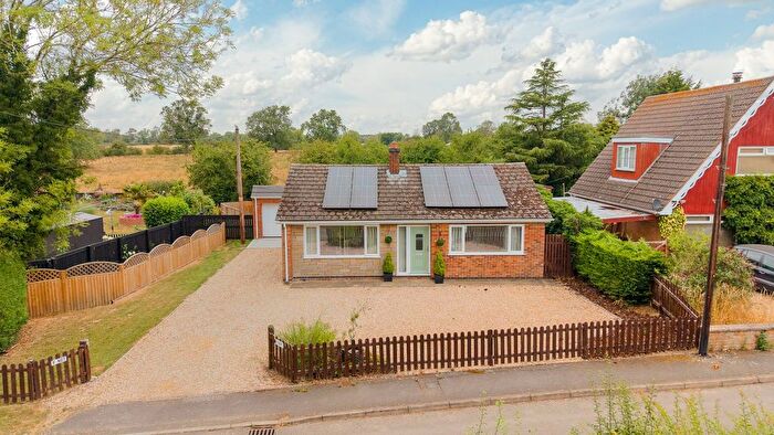 2 Bedroom Detached Bungalow For Sale In Church Lane, Minting, LN9