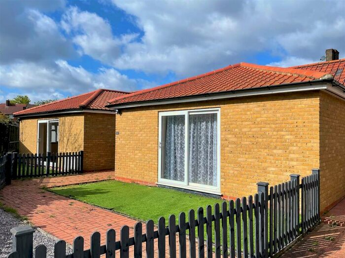 2 Bedroom Bungalow To Rent In Buckfast Road, Morden, SM4