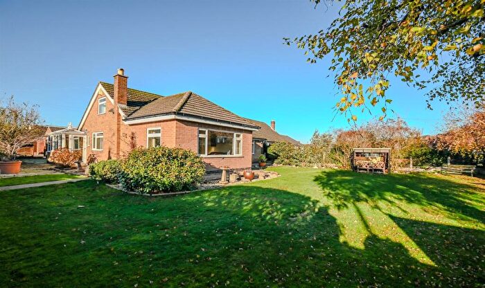4 Bedroom Detached Bungalow For Sale In Blue Cedar, Arden Road, Barton Under Needwood, DE13