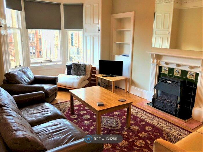 5 Bedroom Flat To Rent In Montpelier Park, Edinburgh, EH10