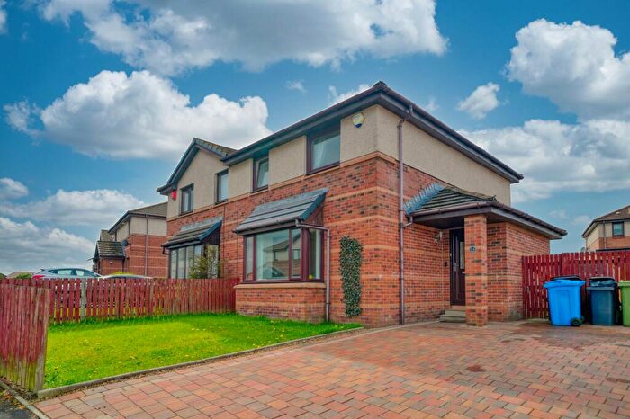 3 Bedroom Semi-Detached House For Sale In Tower Avenue, Barrhead, G78