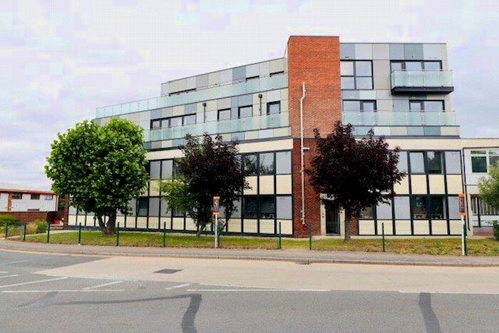 1 Bedroom Apartment To Rent In Crownage House, Radford Way, Billericay, Essex, CM12