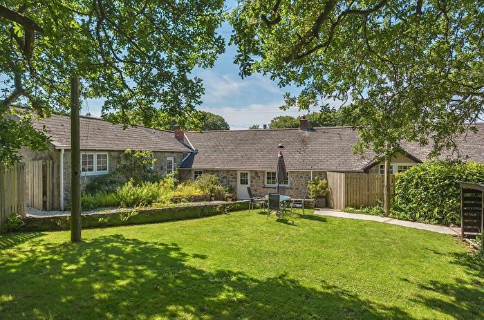 6 Bedroom Detached House For Sale In Tresowes, Helston, Cornwall, TR13