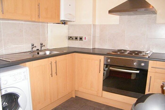 Studio To Rent In Chester Road, Manchester, M15