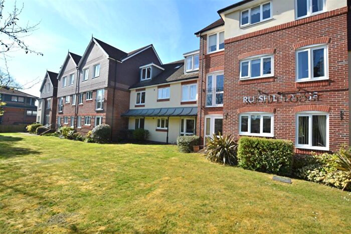 1 Bedroom Retirement Property For Sale In Russell Lodge, Branksomewood Road, Fleet, GU51