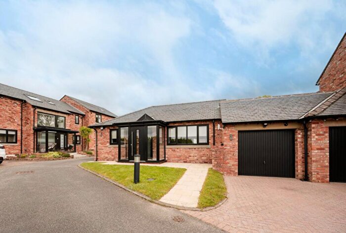 2 Bedroom Semi-Detached Bungalow For Sale In Poppy Lane, Bickerstaffe, L39
