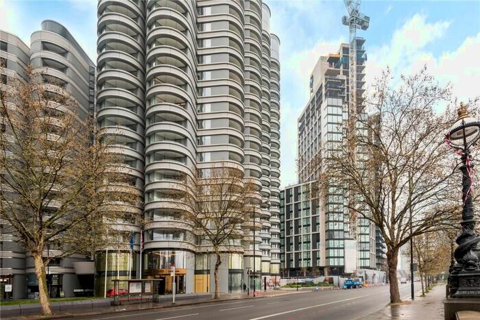 3 Bedroom Flat To Rent In The Corniche, Albert Embankment, Westminster, SE1