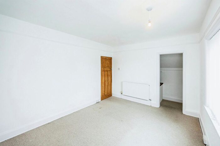 2 Bedroom End Of Terrace House For Sale In Nelson Street, Sowerby Bridge, HX6