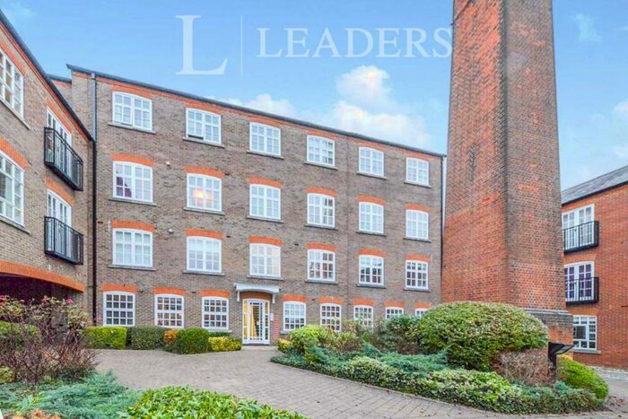 2 Bedroom Flat To Rent In Milliners Court, AL1