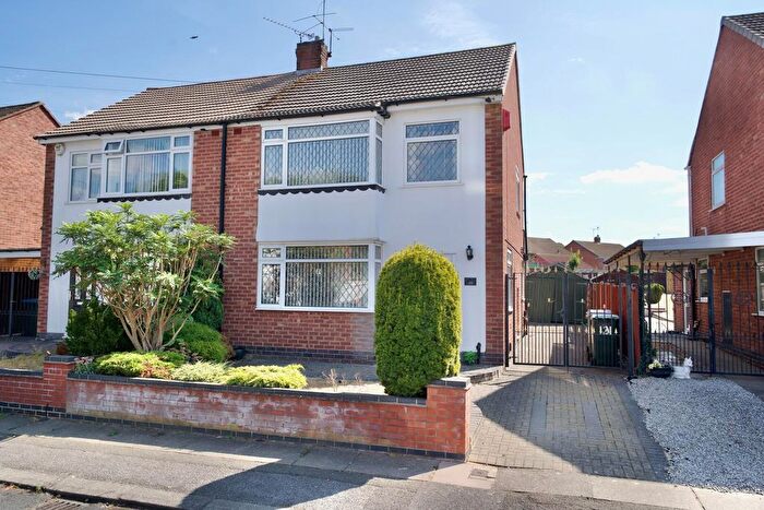 3 Bedroom Semi-Detached House For Sale In Gleneagles Road, Coventry, CV2