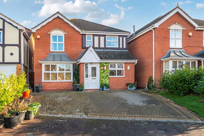 4 Bedroom Detached House For Sale In Montgomery Avenue, Shefford, SG17