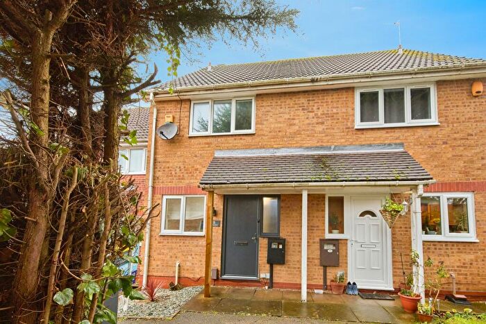 2 Bedroom Terraced House For Sale In Thurlow Court, Oakwood, Derby, DE21