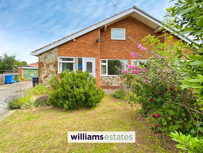 4 Bedroom Semi-Detached Bungalow For Sale In Glan Ffyddion, Dyserth, LL18