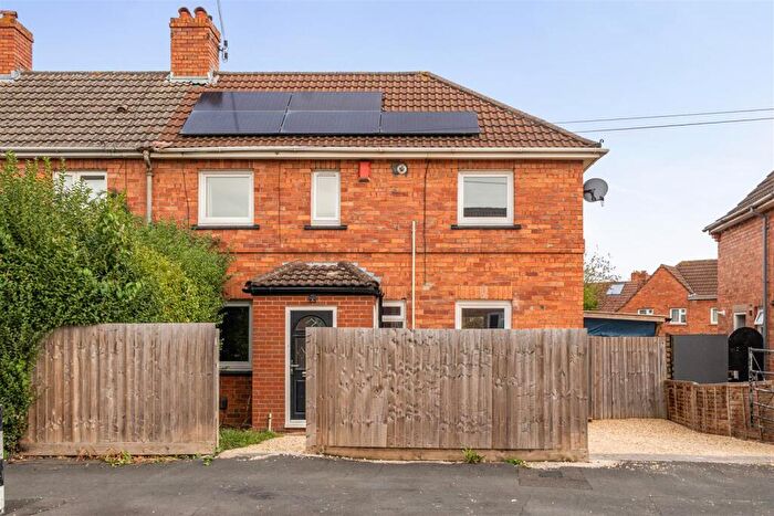 3 Bedroom House For Sale In Kildare Road, Bristol, BS4