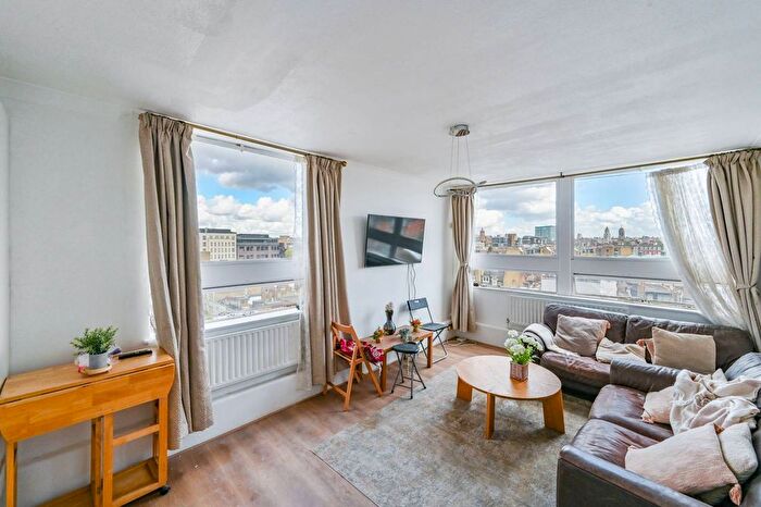 3 Bedroom Flat To Rent In Landward Court, Marylebone, London, W1H